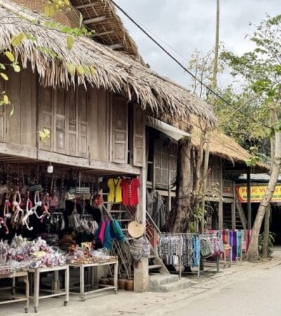 TN3: Tour Cẩm Phả - Hồ Hòa Bình – Đền Thác Bờ - Bản Lác – Thủy điện Hòa Bình